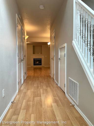 Main picture of 2251 SE 85th Ave
