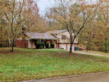 Main picture of 175 Fern Ridge Rd