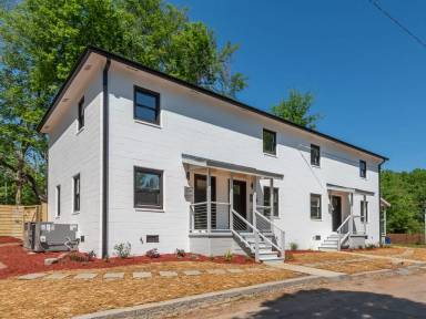 Main picture of 734 E Lenoir St
