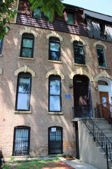 Main picture of 2420 N Seminary Ave