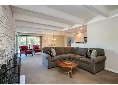 Main picture of 675 S University Blvd