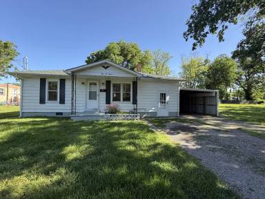 Main picture of 407 E Osborne St