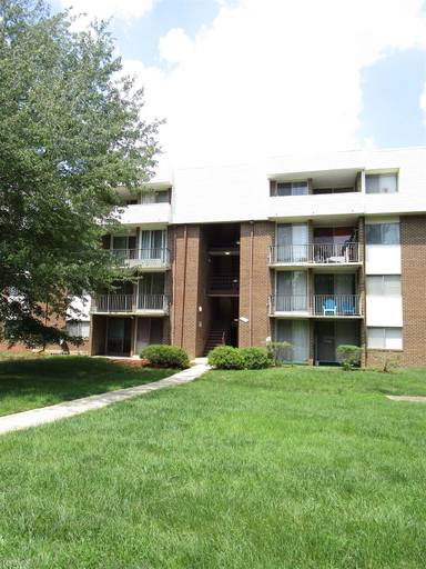 Main picture of 10251 Prince Pl