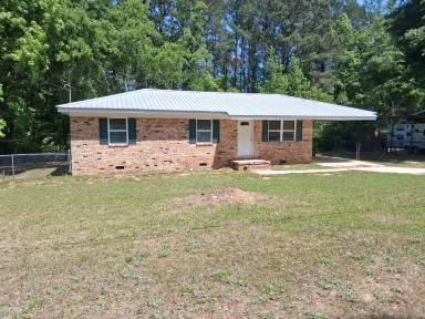 Main picture of 51 Stephanie Dr