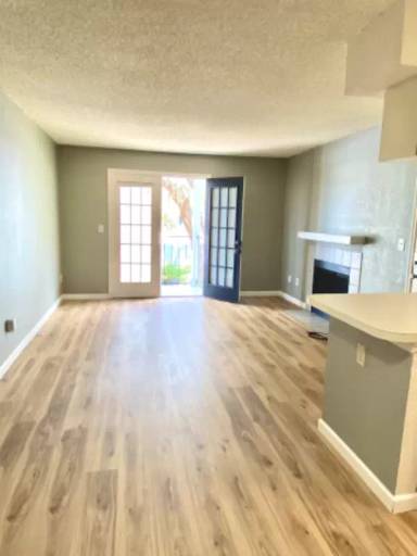 Main picture of Waterford Landing Condo