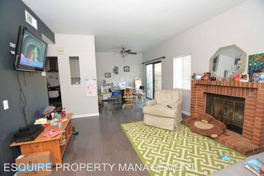 Main picture of 2418 Hopi Ln