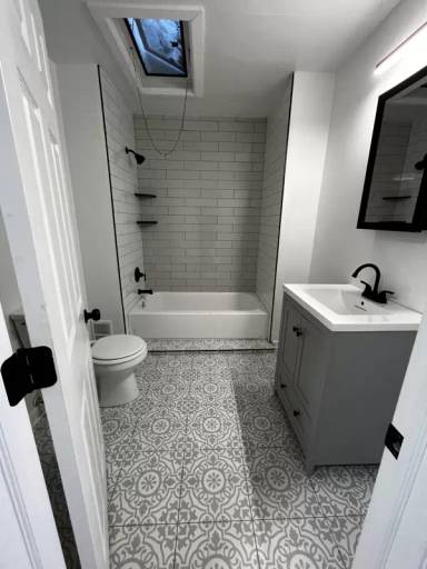 Main picture of 801 Elsinore Pl