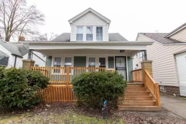 Main picture of 18142 Riopelle St