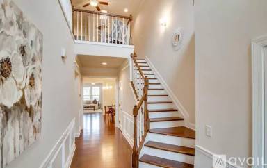 Main picture of 317 Castle Rock Ln