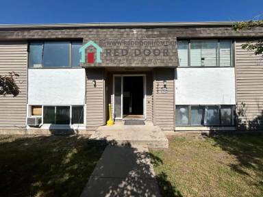 Main picture of 2725 8th Avenue North - 2