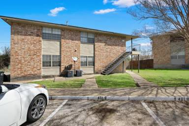 Main picture of 401 Park Rd