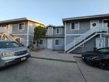 Main picture of 7124 Valmont St
