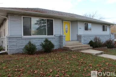 Main picture of 1265 Woodside Ln