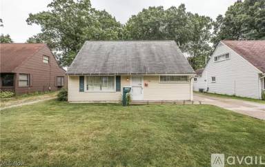 Main picture of 1709 Hanover St