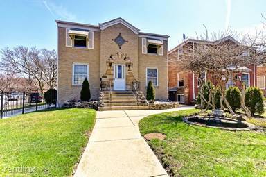 Main picture of 2235 N Harlem Ave