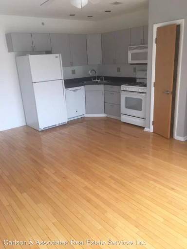 Main picture of 104 S 24th St