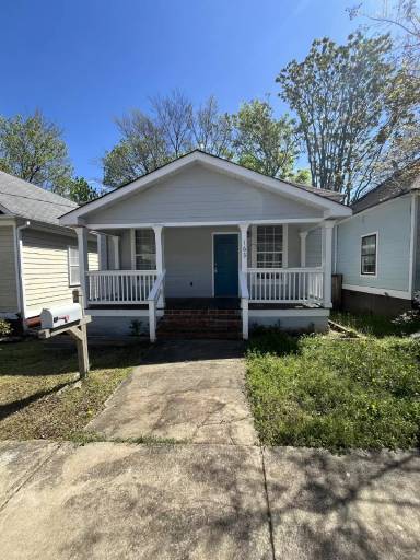 Main picture of 163 Vine St NW