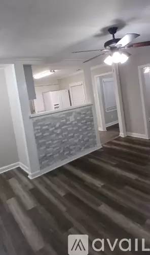 Main picture of 3687 Hillcrest Ave