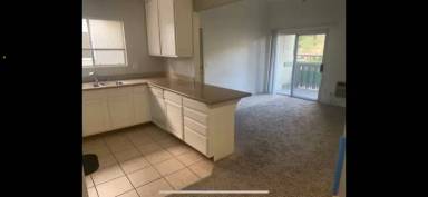 Main picture of 830 W Lincoln Ave
