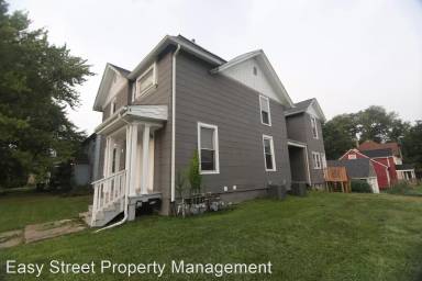 Main picture of 1708 Grand Ave