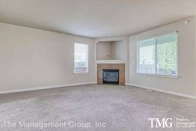 Main picture of 7915 NE 92nd Ave