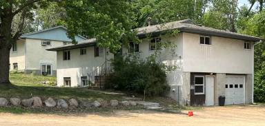 Main picture of 3097 Upper 76th St E