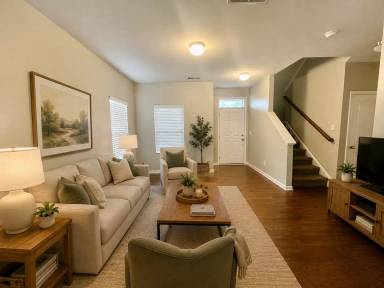 Main picture of 1214 Oak Haven Dr