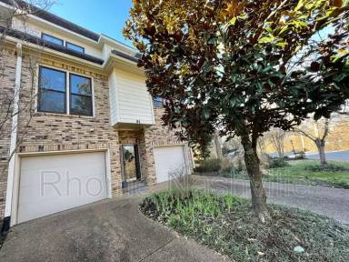 Main picture of 401 Bowling Ave