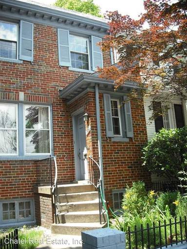 Main picture of 1922 35th St NW