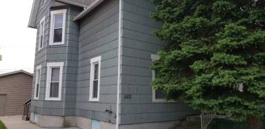 Main picture of 124 W Homer St
