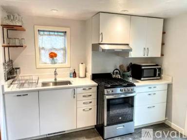 Main picture of 641 Coventry Rd