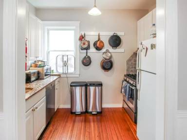 Main picture of 12 Hamlin St