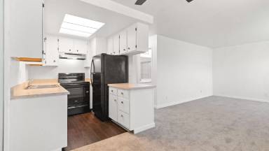 Main picture of 3639 S Bonita St