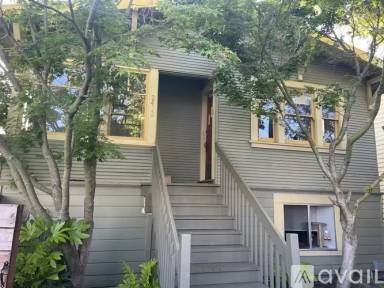 Main picture of 2422 5th St