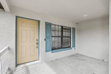 Main picture of 209 Goldie St