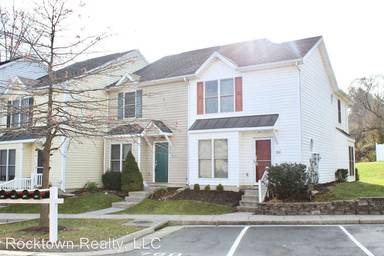 Main picture of 730 Camelot Ln