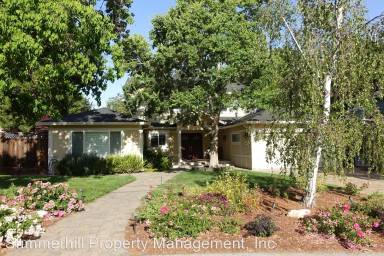 Main picture of 1094 Russell Ave