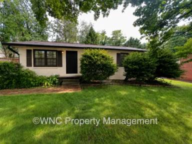 Main picture of 53 Tipperary Dr