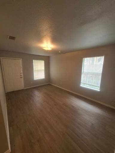 Main picture of 1516 Barron Ln