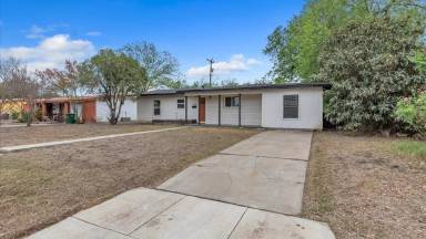 Main picture of 258 Antrim Dr