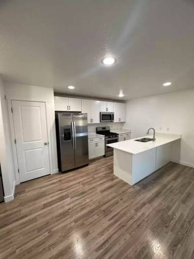 Main picture of 158 E Riverbend Rd