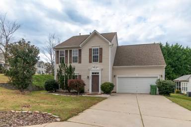 Main picture of 4057 Buckingham Dr