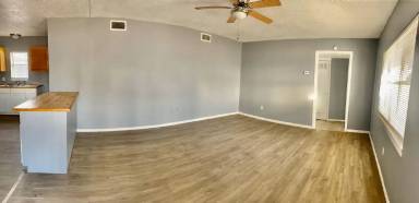 Main picture of 2906 Cornell St