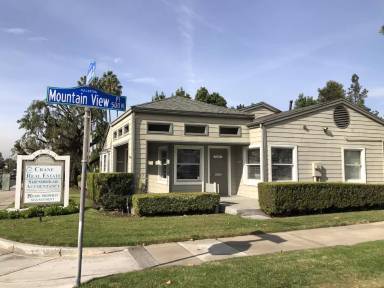 Main picture of 1965 E Chapman Ave