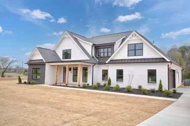 Main picture of 133 Mercury Ln