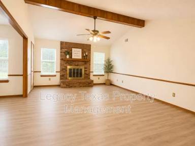 Main picture of 1203 Stonelake Dr