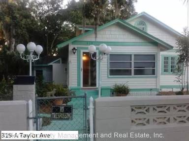 Main picture of 319 Taylor Ave