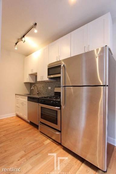 Main picture of 2420 N Kedzie Blvd