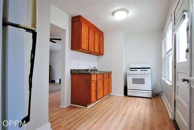 Main picture of 1501 S 25th Ave