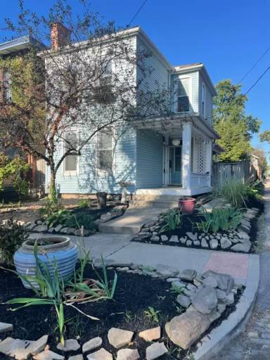 Main picture of 1081 Harrison Ave